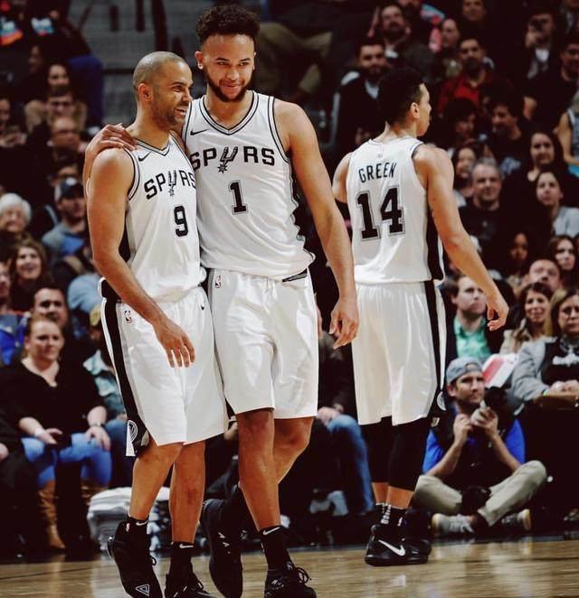 球防守的卡 球防守的卡