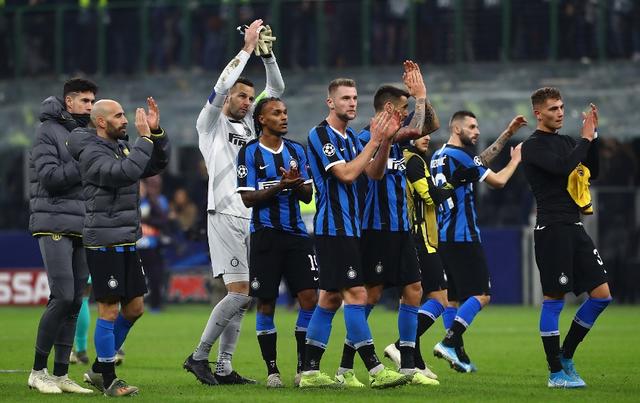 场篮板并快 场篮板并快